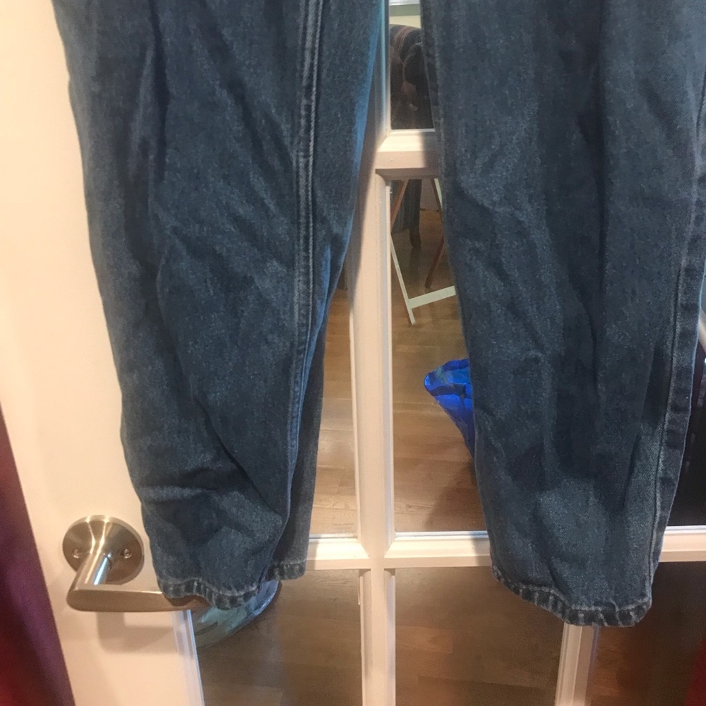 Jeans - Picture 2 of 3